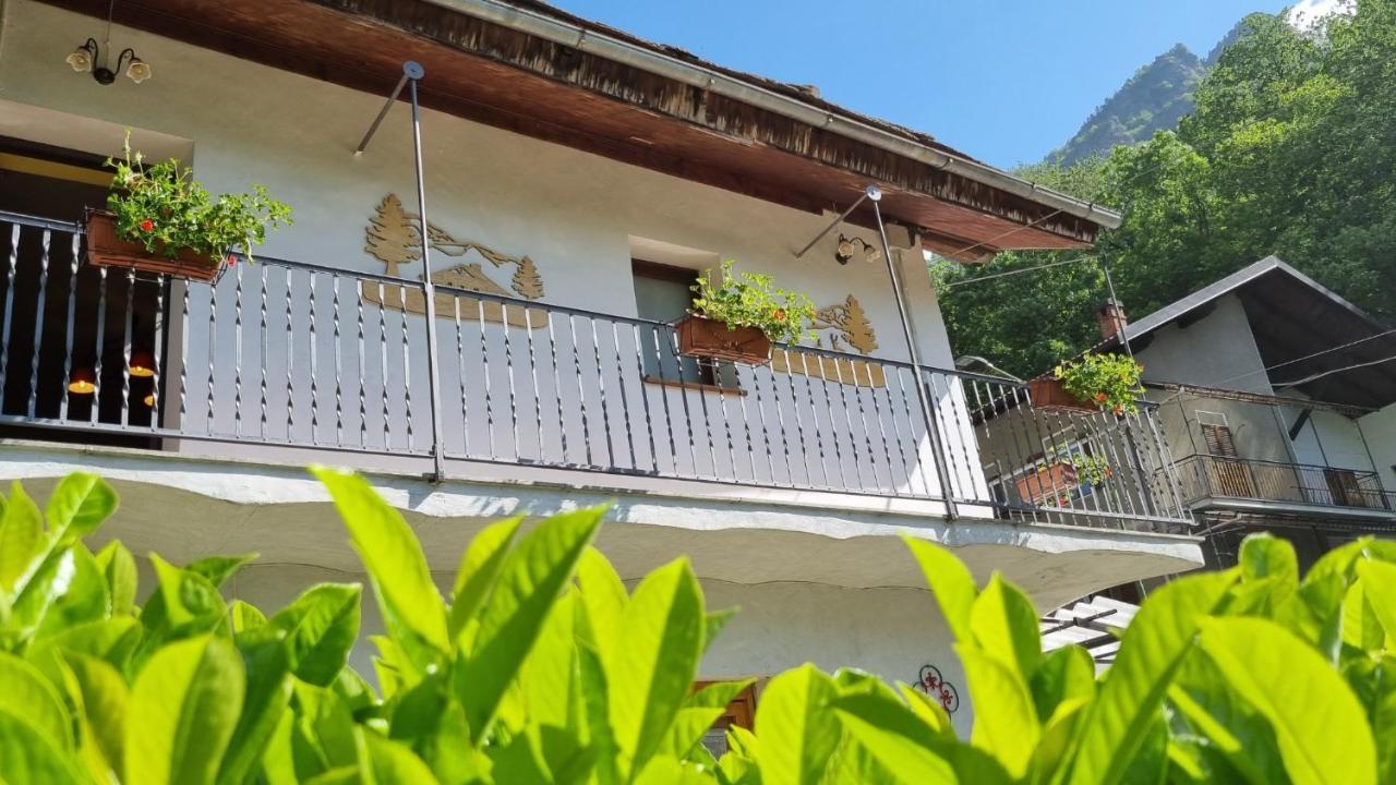 Melari Apartment Roure Turin Bagian luar foto